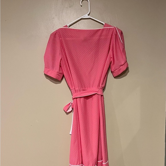 VINTAGE Montgomery Ward Pink Square Neck Polka Dot Puff Sleeves Belted ** READ** - Picture 5 of 7